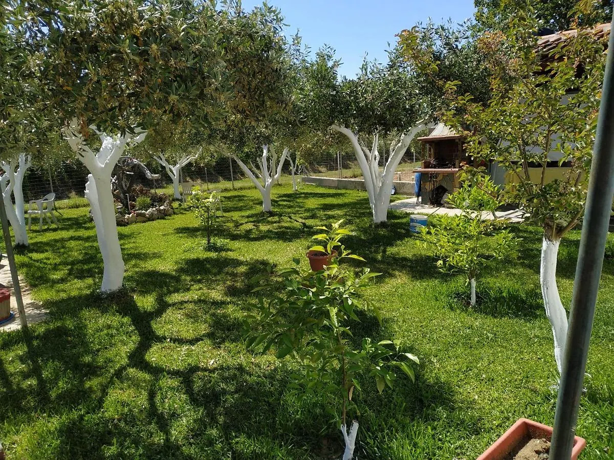 Nyaraló Amarantos Beautiful Garden House Villa Metokhion Patriotikon Görögország